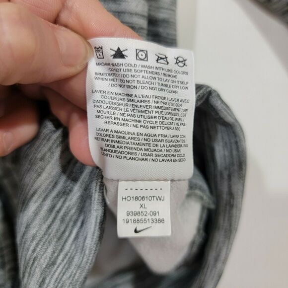 Nike Boys XLarge Just Do It Dri Fit Full Zip Grey Hooded Jacket Athletic Sports - Picture 6 of 8